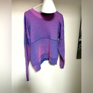 Beach Riot pink/blue illusion sweater
